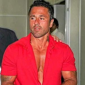 Red Shirt, Perp Walk